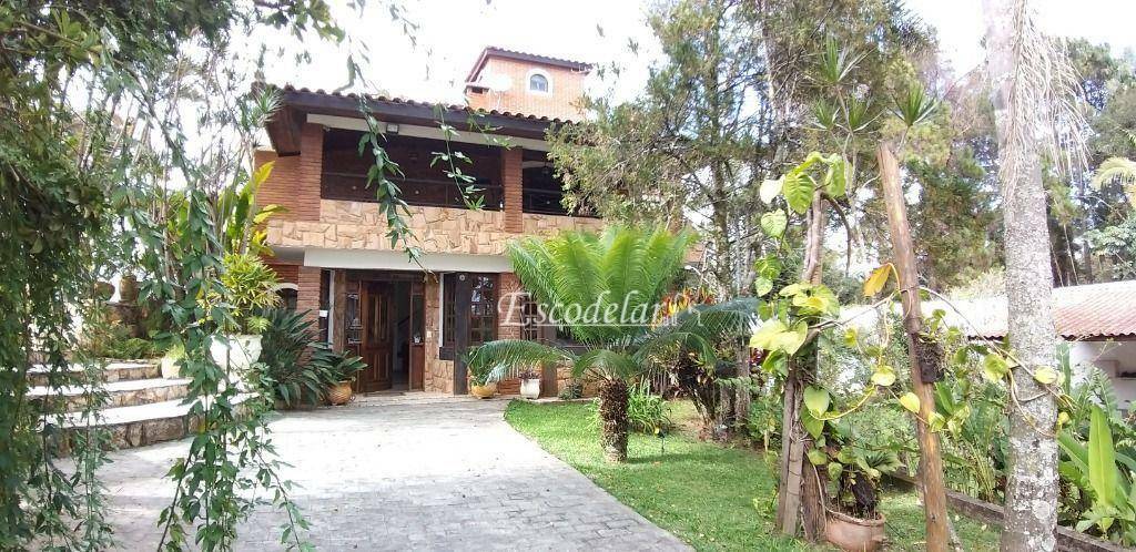 Casa à venda com 4 quartos, 550m² - Foto 2