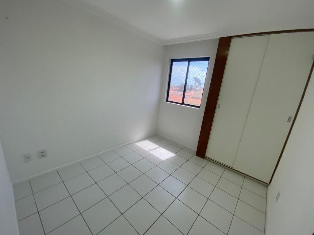 Apartamento à venda com 3 quartos, 60m² - Foto 12