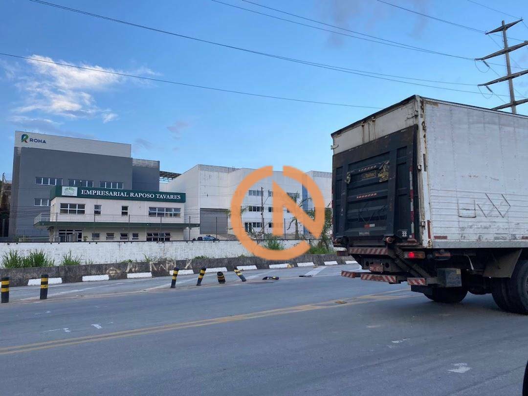 Depósito-Galpão-Armazém para alugar, 1000m² - Foto 2