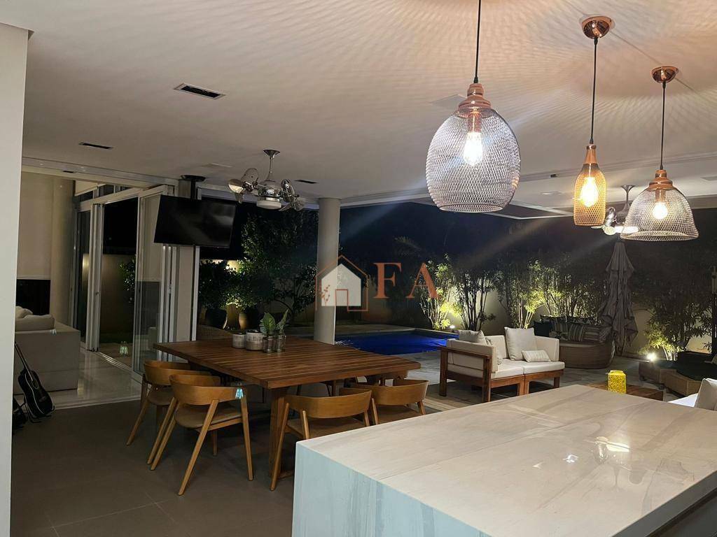 Casa de Condomínio à venda com 4 quartos, 350m² - Foto 22