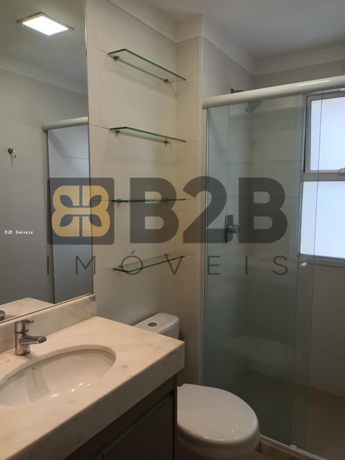 Apartamento à venda com 3 quartos, 96m² - Foto 3