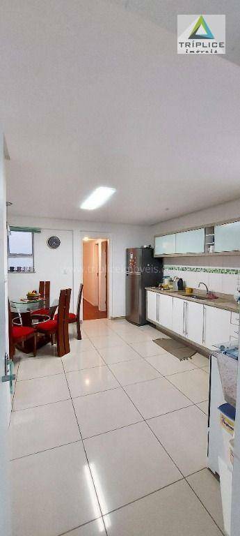 Apartamento à venda com 3 quartos, 155m² - Foto 32