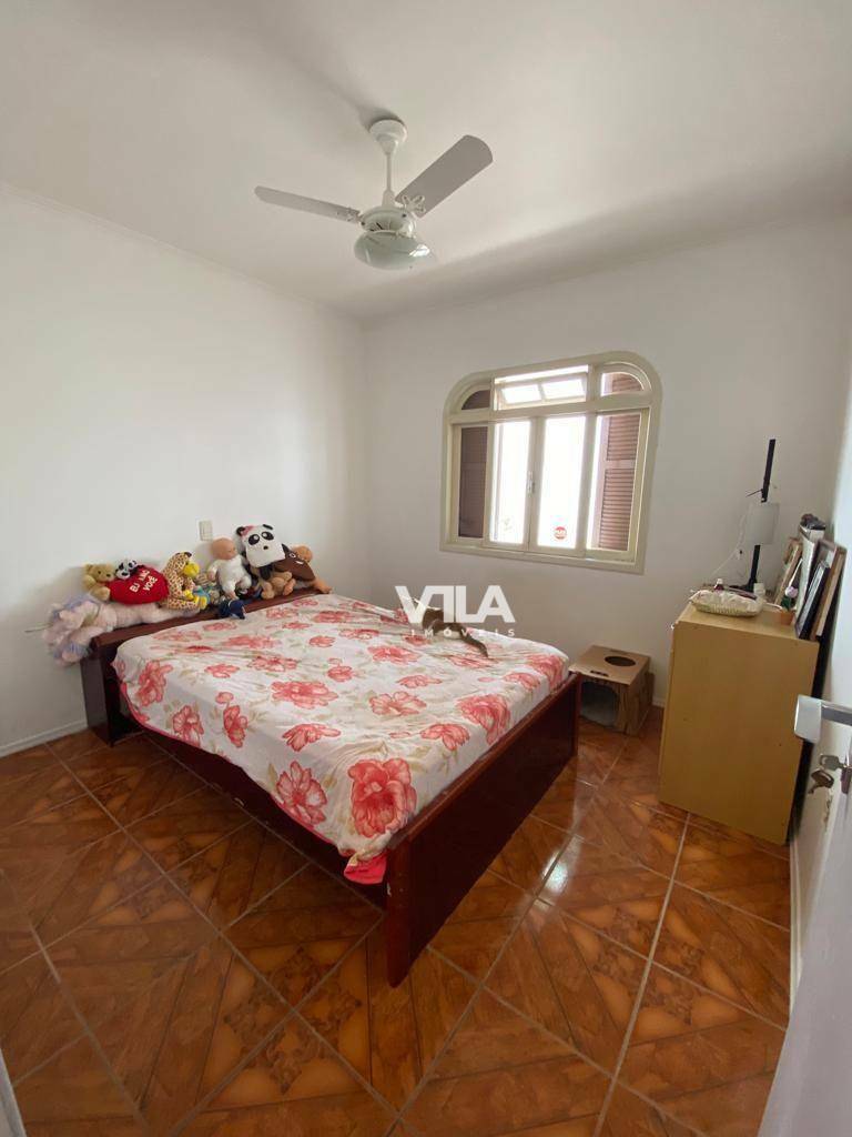 Casa à venda com 4 quartos, 219m² - Foto 16