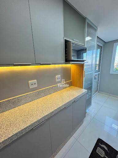 Apartamento para alugar com 3 quartos, 114m² - Foto 7
