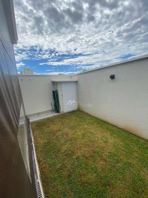 Casa de Condomínio à venda com 3 quartos, 175m² - Foto 26