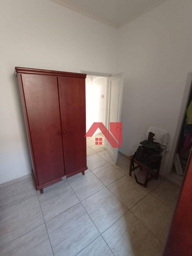 Casa à venda com 5 quartos, 221m² - Foto 19