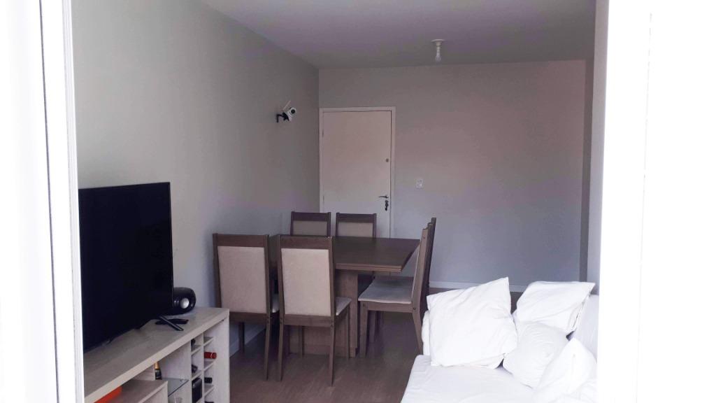 Apartamento à venda com 2 quartos, 62m² - Foto 2