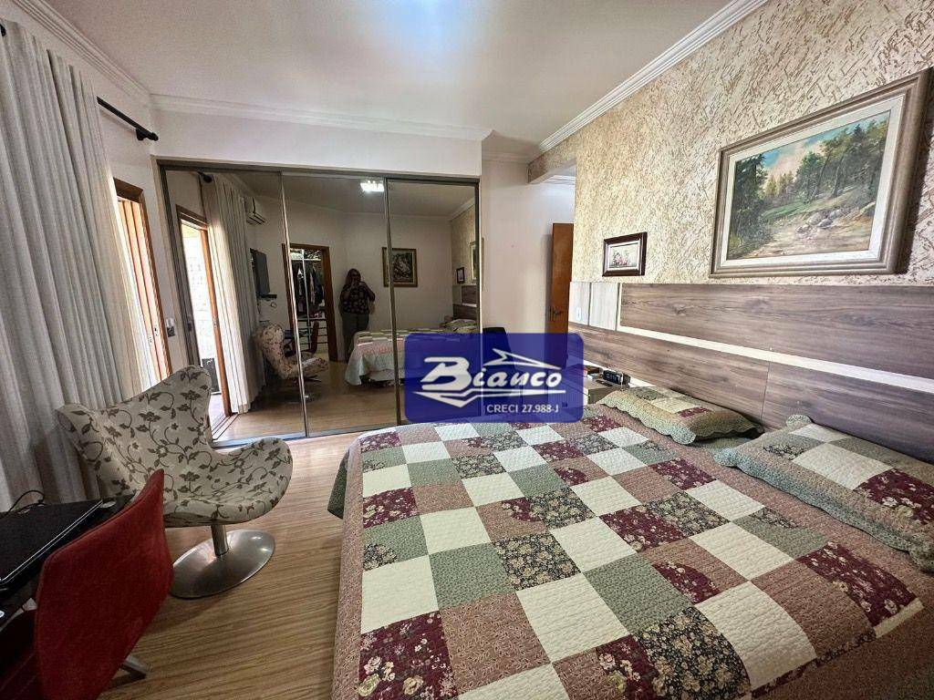 Sobrado à venda com 3 quartos, 166m² - Foto 8