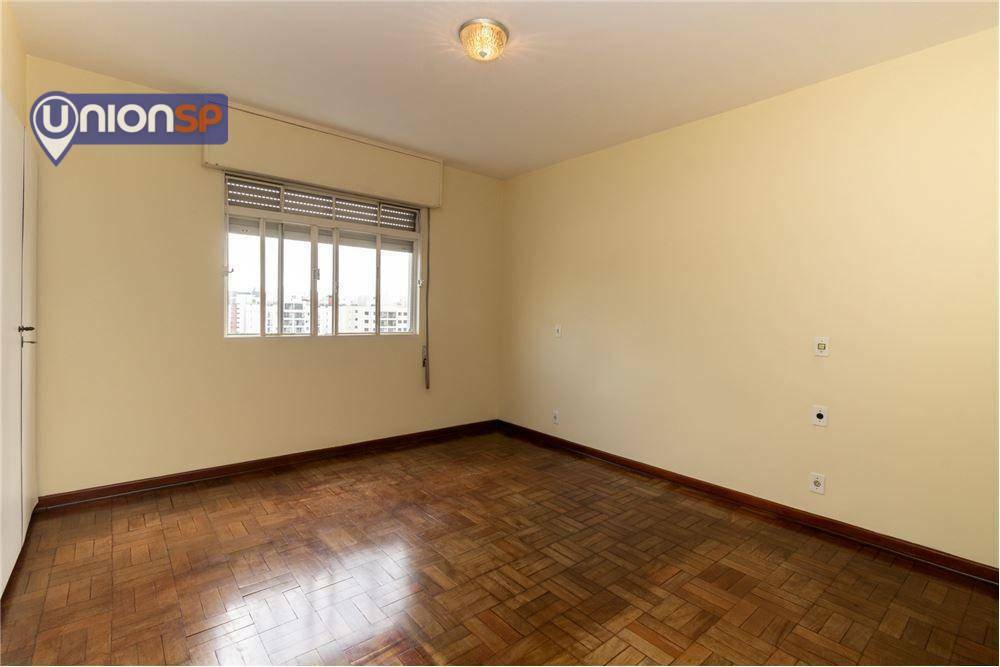 Apartamento à venda com 3 quartos, 110m² - Foto 7