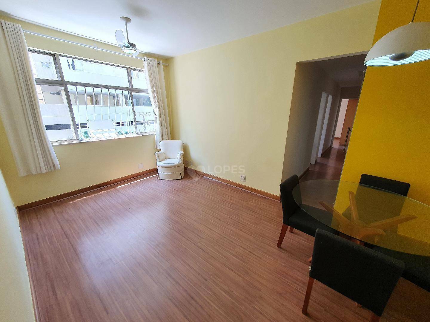 Apartamento à venda com 3 quartos, 100m² - Foto 1