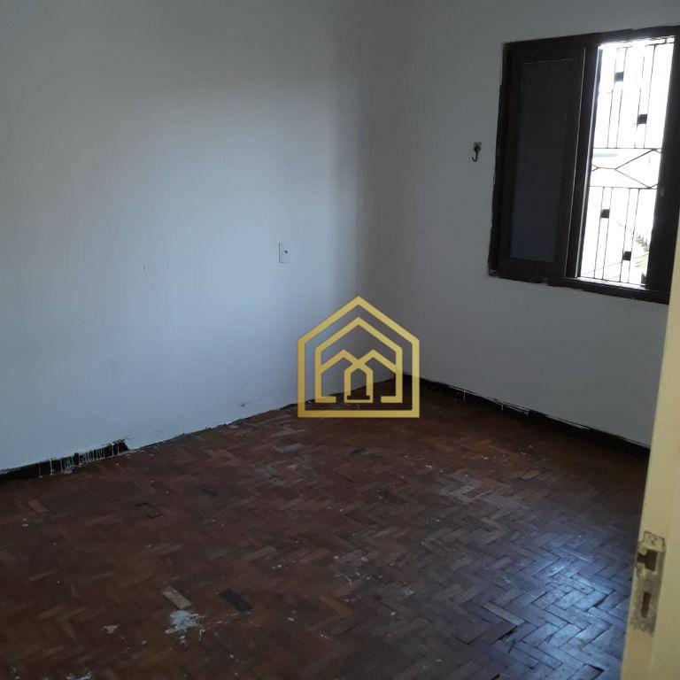 Casa à venda com 3 quartos, 185m² - Foto 17