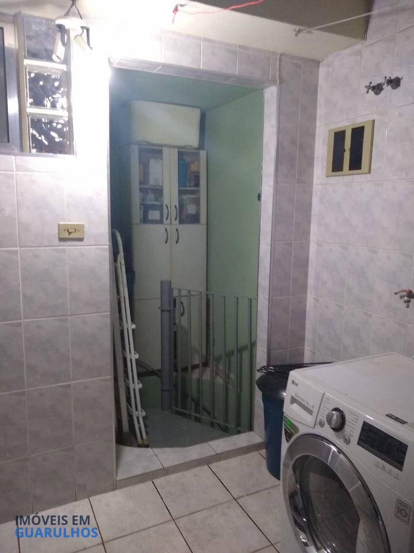 Casa à venda com 3 quartos, 220M2 - Foto 28