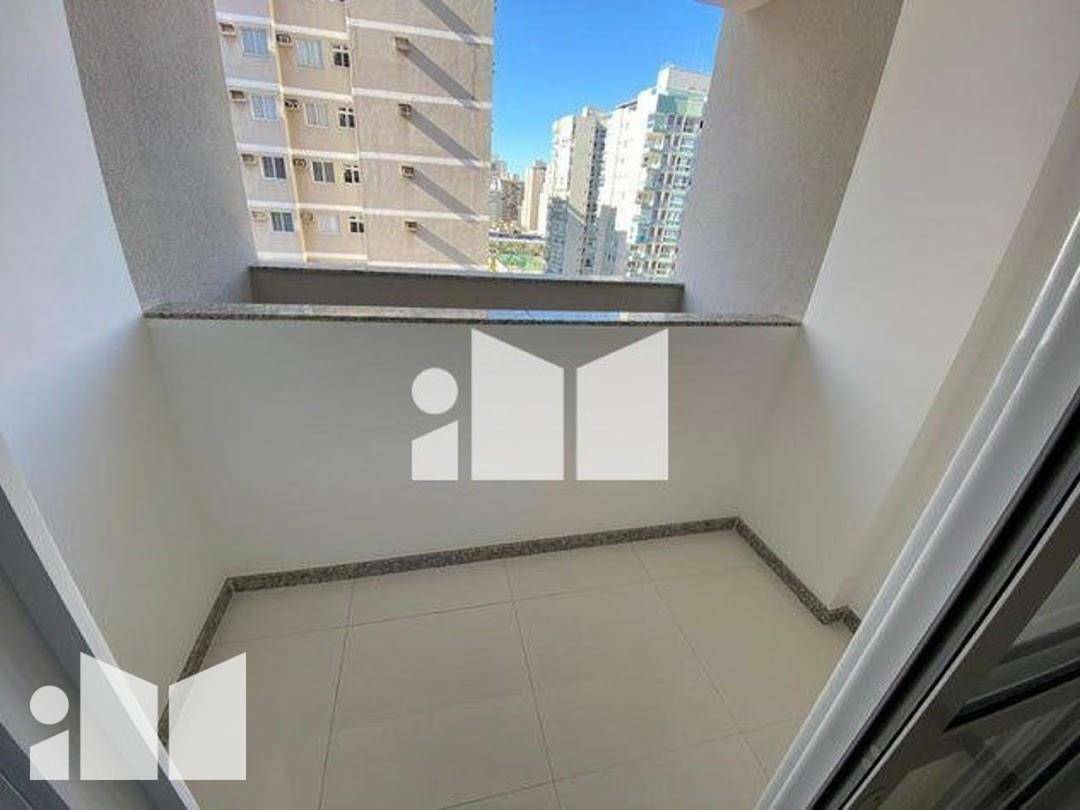 Apartamento à venda com 3 quartos, 78m² - Foto 7