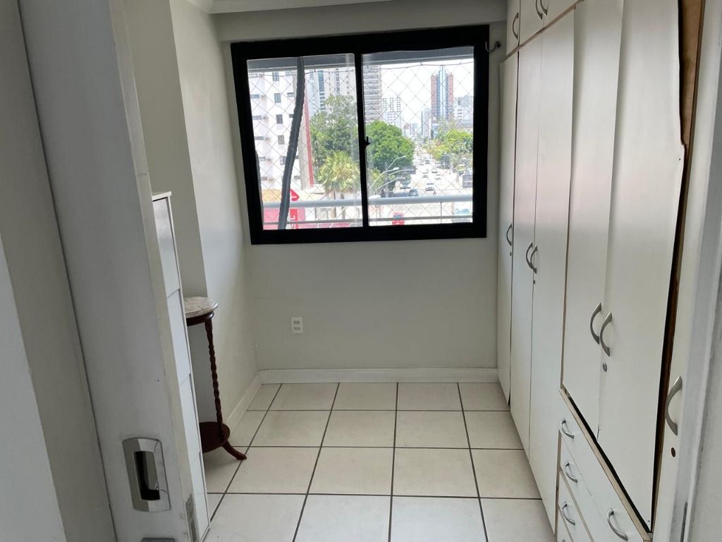 Apartamento à venda com 2 quartos, 82m² - Foto 9