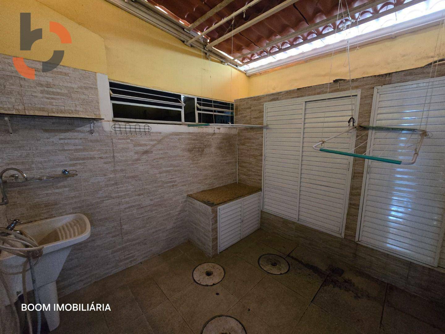 Casa à venda com 3 quartos, 65m² - Foto 16