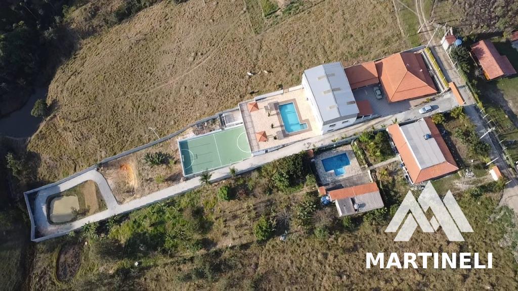 Chácara à venda com 6 quartos, 400m² - Foto 1