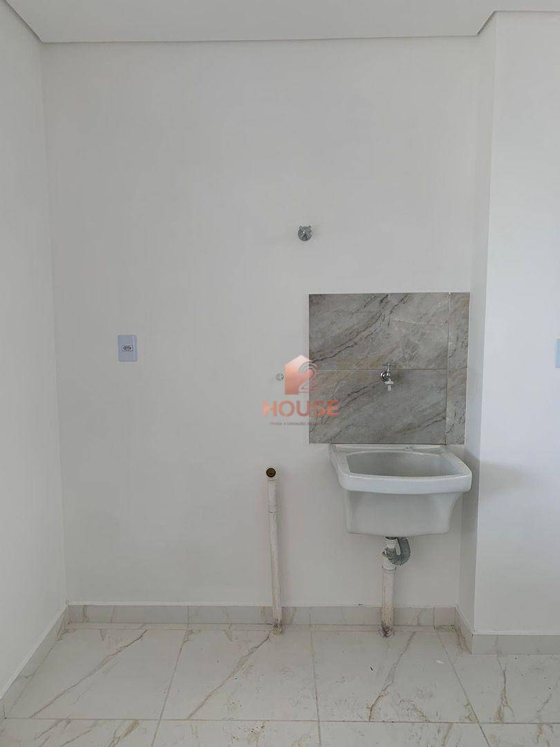 Apartamento para alugar com 2 quartos, 50m² - Foto 7