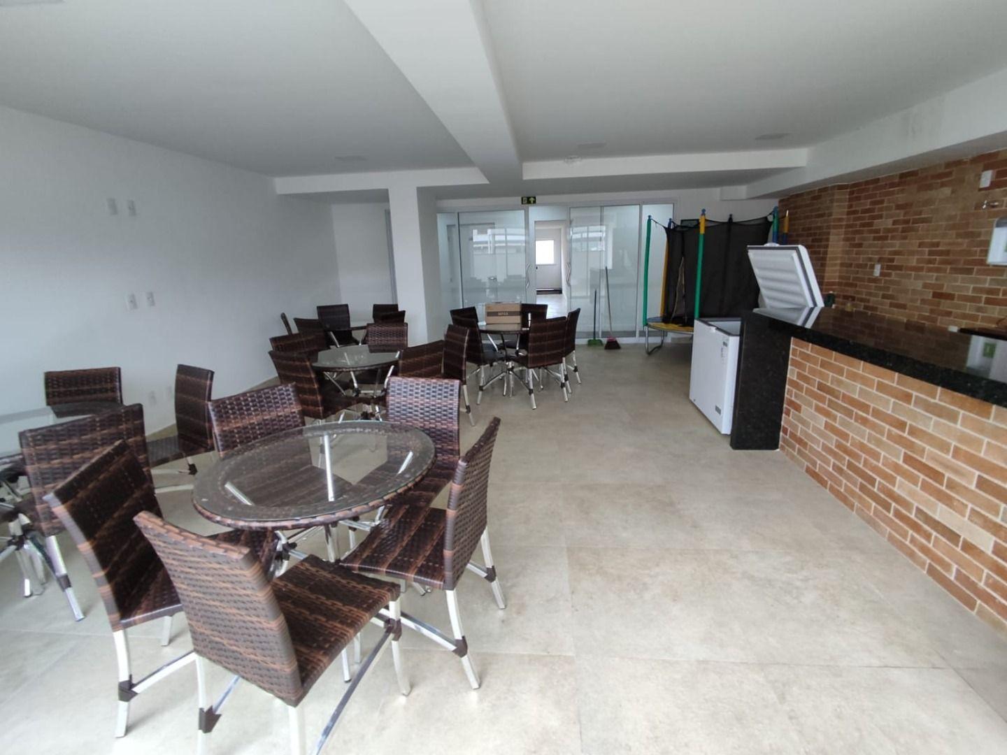 Apartamento à venda com 2 quartos, 56m² - Foto 17