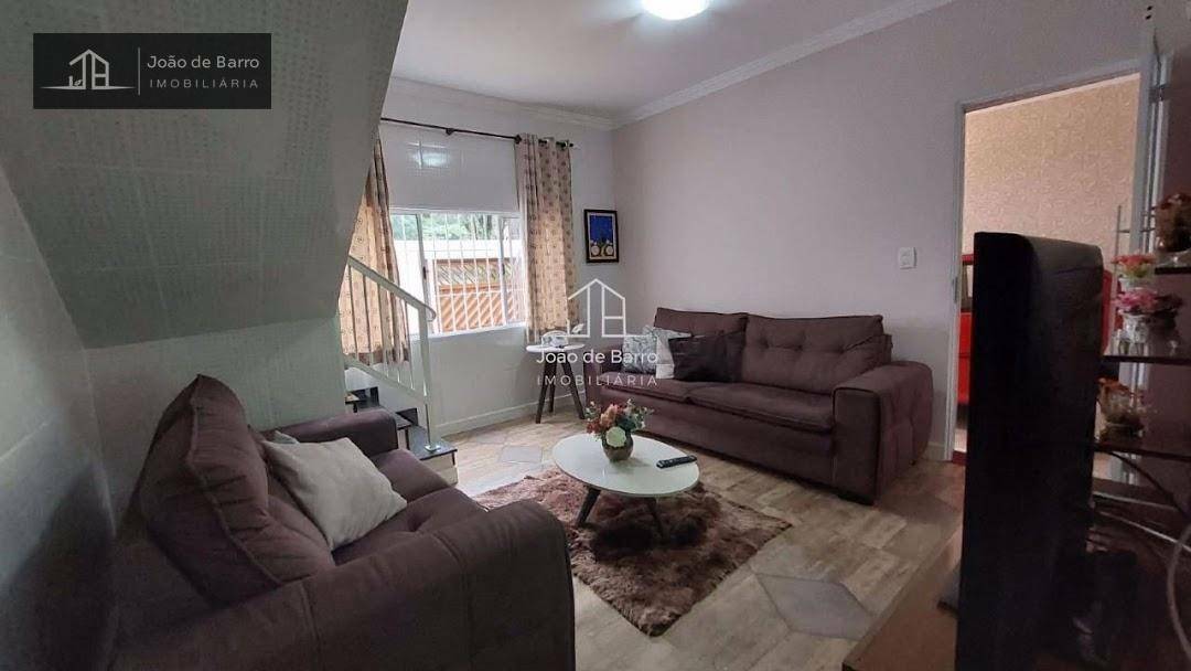 Sobrado à venda com 4 quartos, 180m² - Foto 2