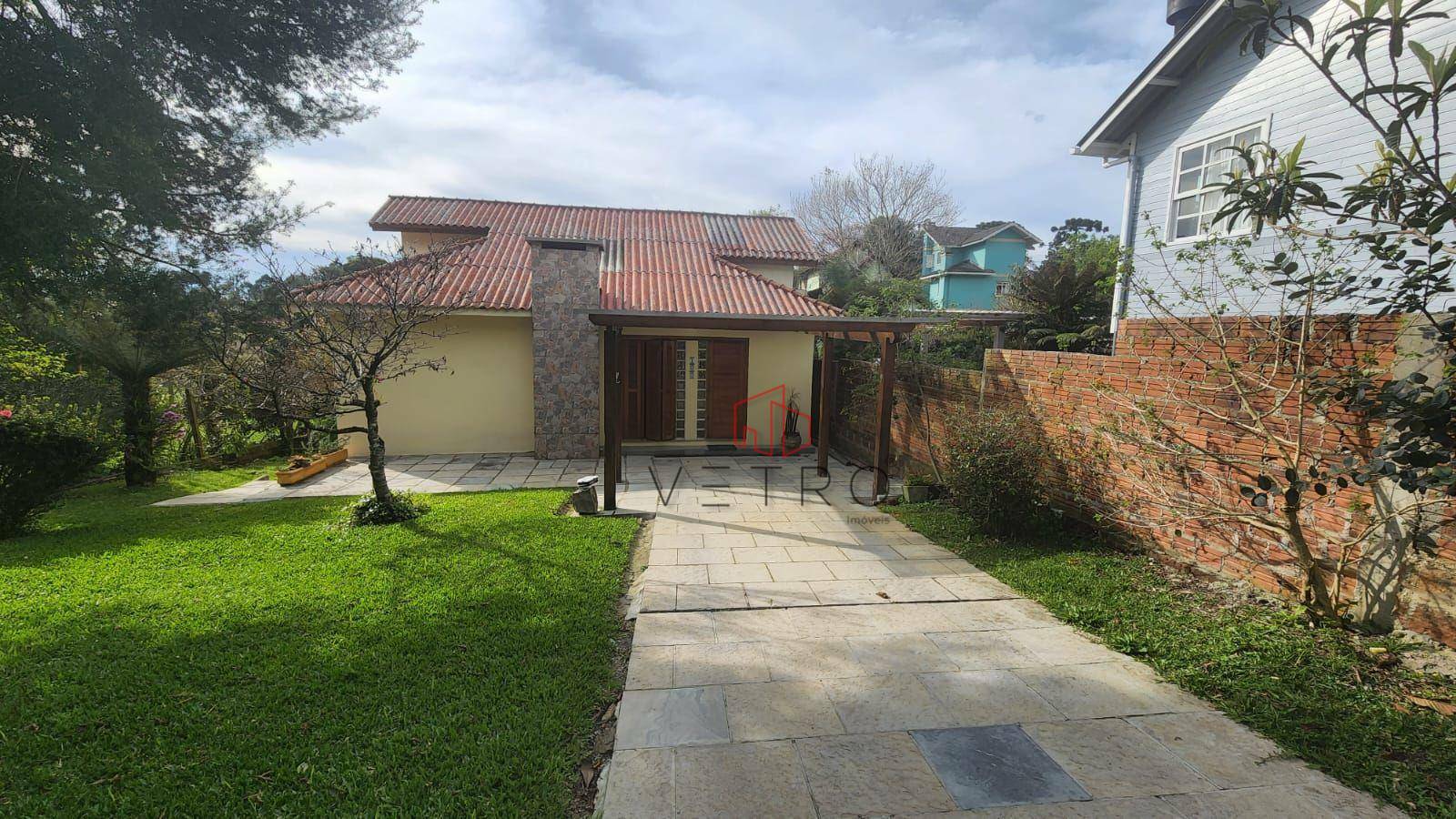 Casa à venda com 4 quartos, 160m² - Foto 2