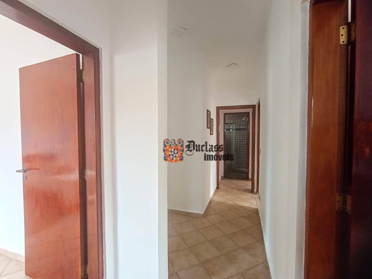 Casa à venda com 5 quartos, 228m² - Foto 31