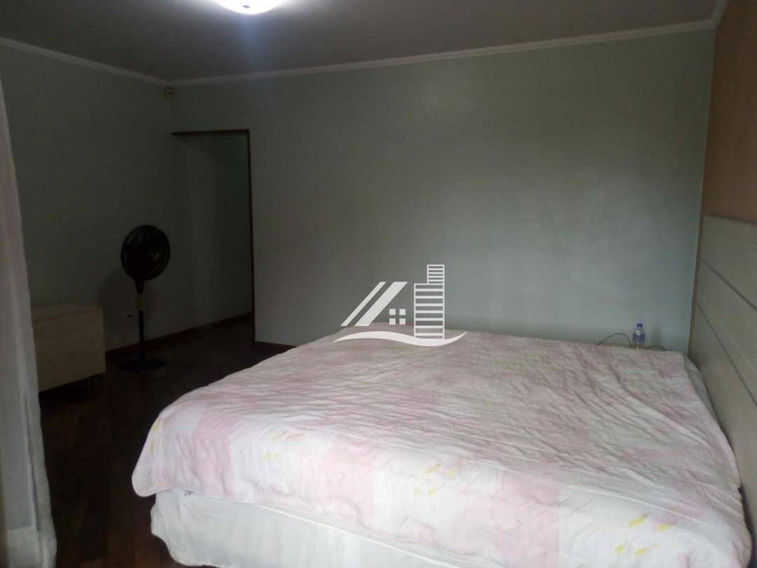 Sobrado à venda com 3 quartos, 190m² - Foto 17