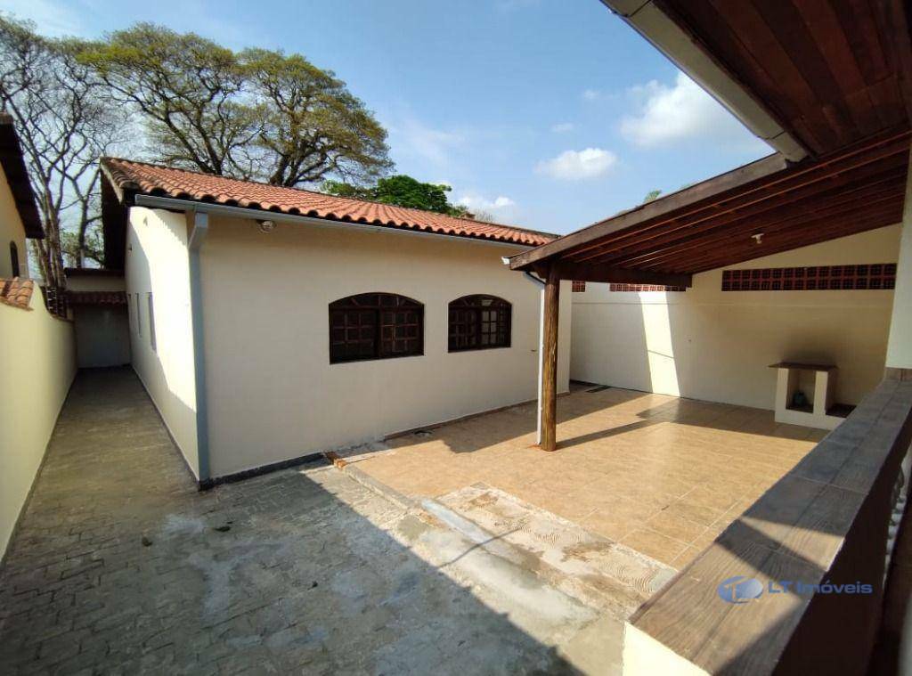 Casa à venda e aluguel com 4 quartos, 220m² - Foto 20