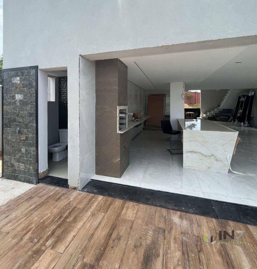 Casa de Condomínio à venda com 3 quartos, 231m² - Foto 3