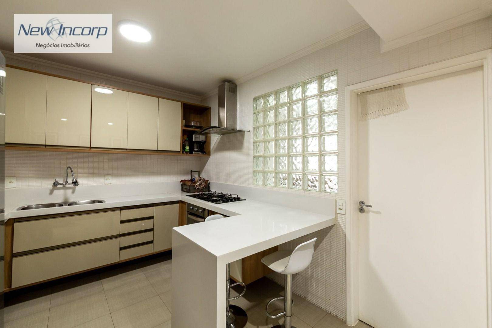 Apartamento à venda com 3 quartos, 180m² - Foto 14