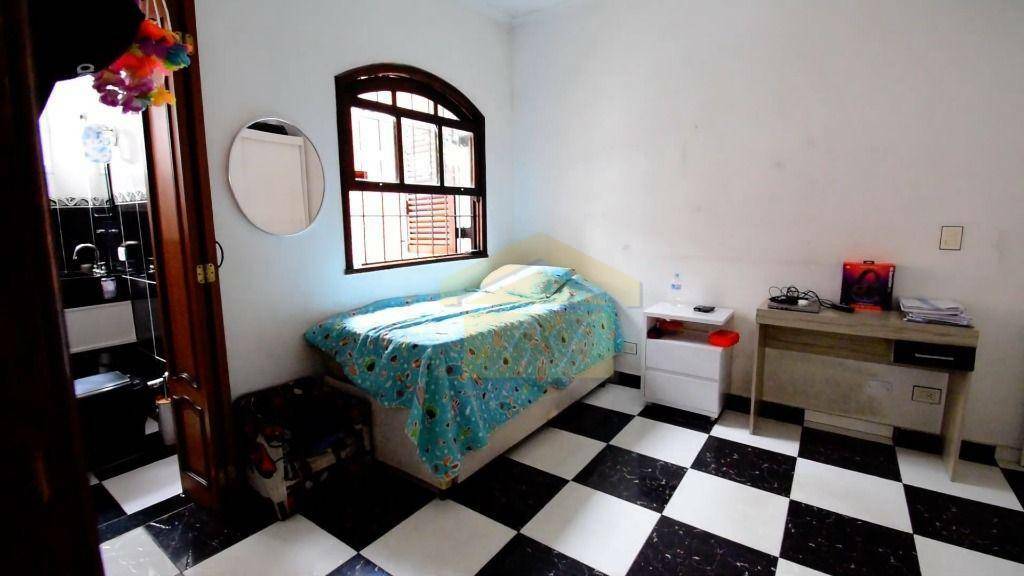 Sobrado à venda com 4 quartos, 280m² - Foto 18