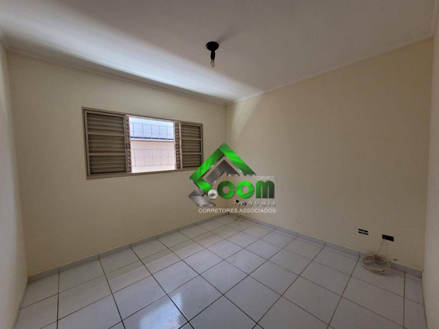 Casa à venda e aluguel com 3 quartos, 170m² - Foto 12