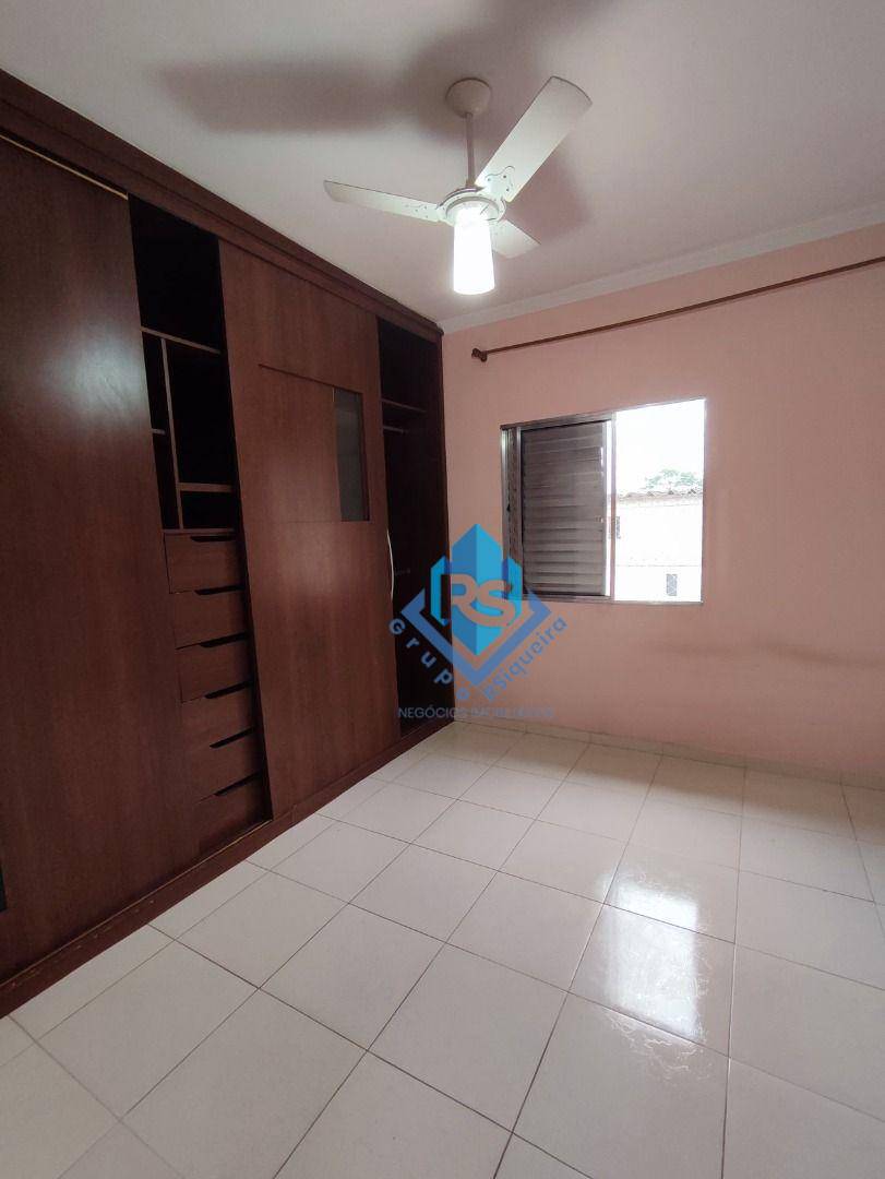 Apartamento para alugar com 2 quartos, 68m² - Foto 19