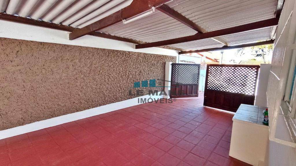 Casa à venda com 2 quartos, 194m² - Foto 4