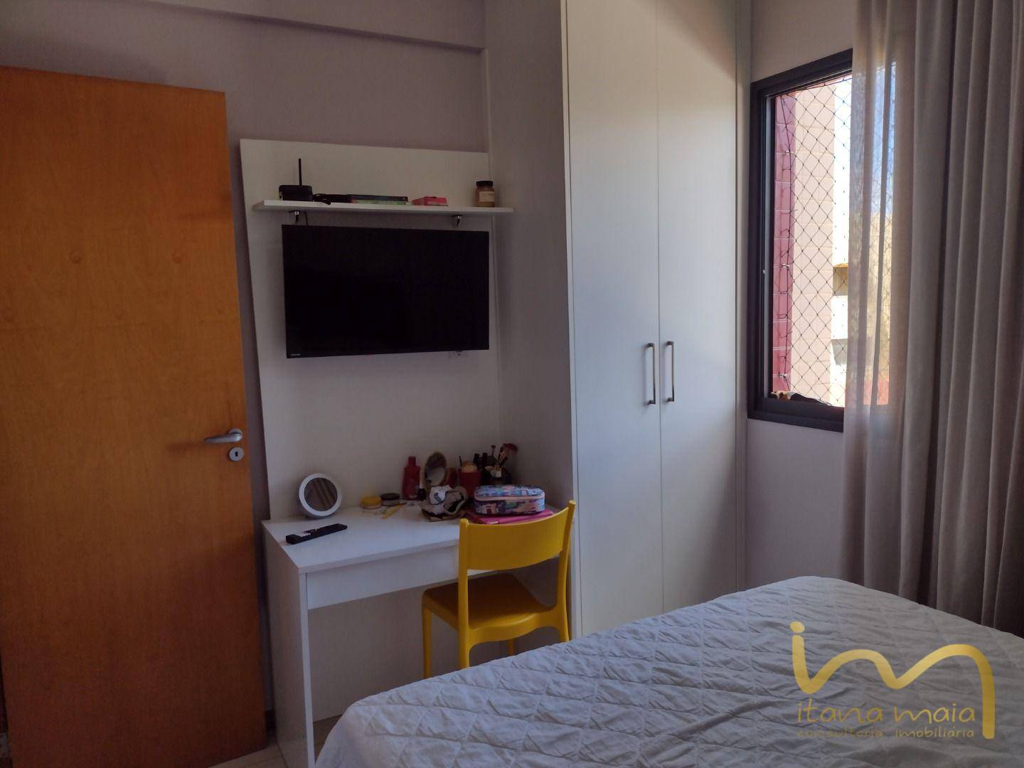 Apartamento à venda com 2 quartos, 80m² - Foto 11