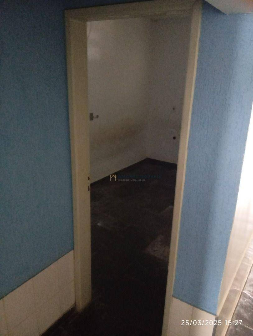 Casa à venda e aluguel com 2 quartos, 85m² - Foto 16