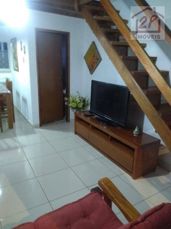 Apartamento à venda com 2 quartos, 62m² - Foto 2