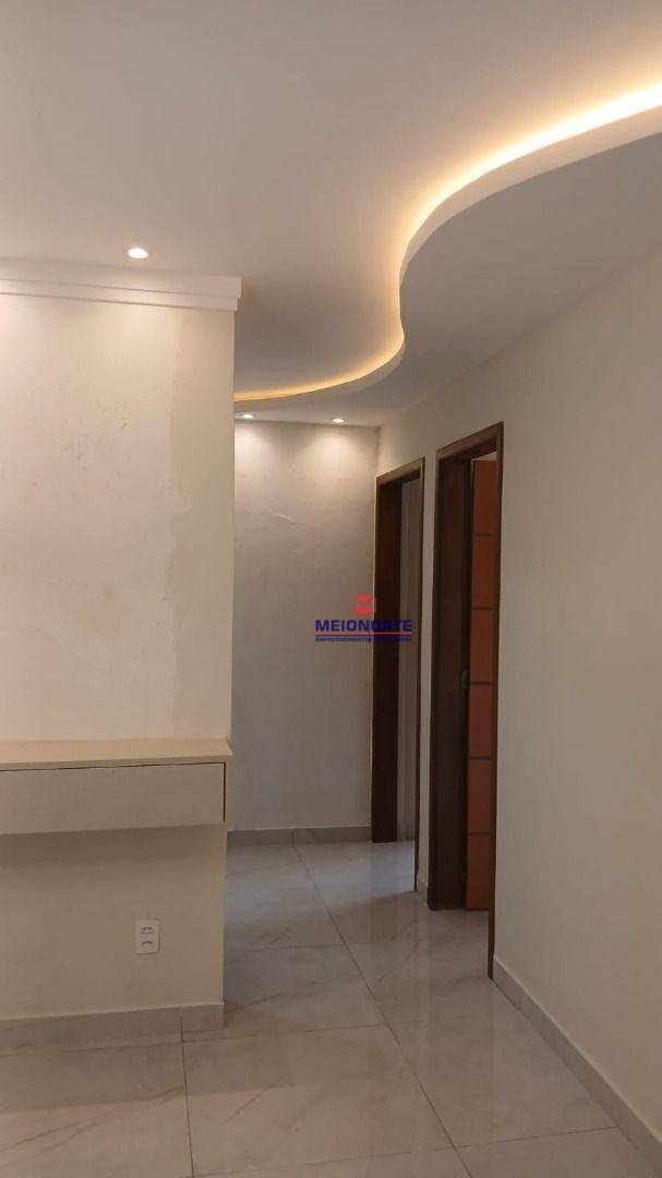 Apartamento à venda com 2 quartos, 68m² - Foto 4