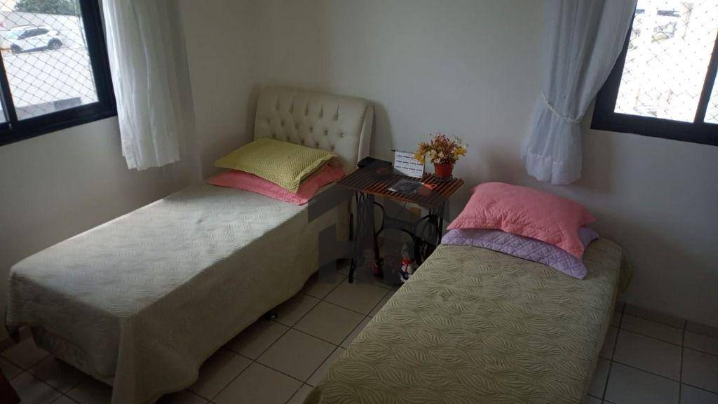 Apartamento à venda com 2 quartos, 78m² - Foto 9