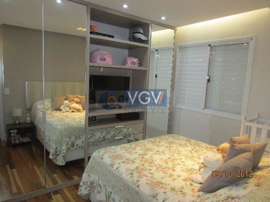 Apartamento à venda com 2 quartos, 68m² - Foto 5