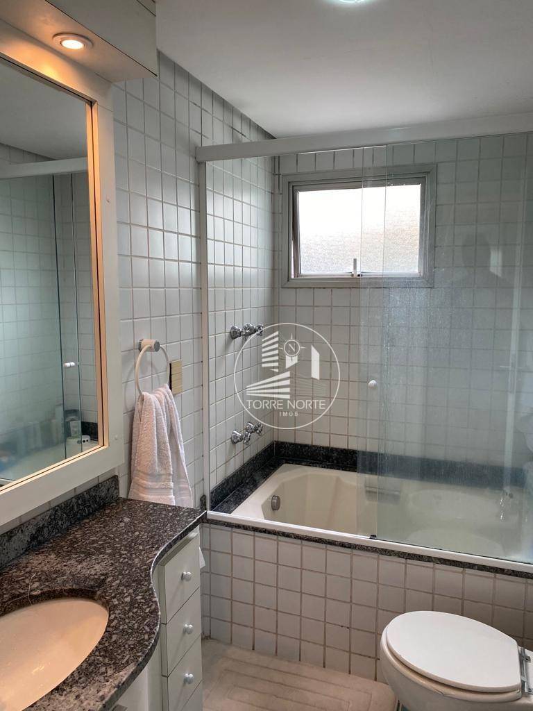 Apartamento à venda com 3 quartos, 130m² - Foto 17