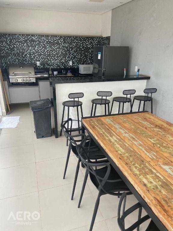 Apartamento para alugar com 1 quarto, 45m² - Foto 28