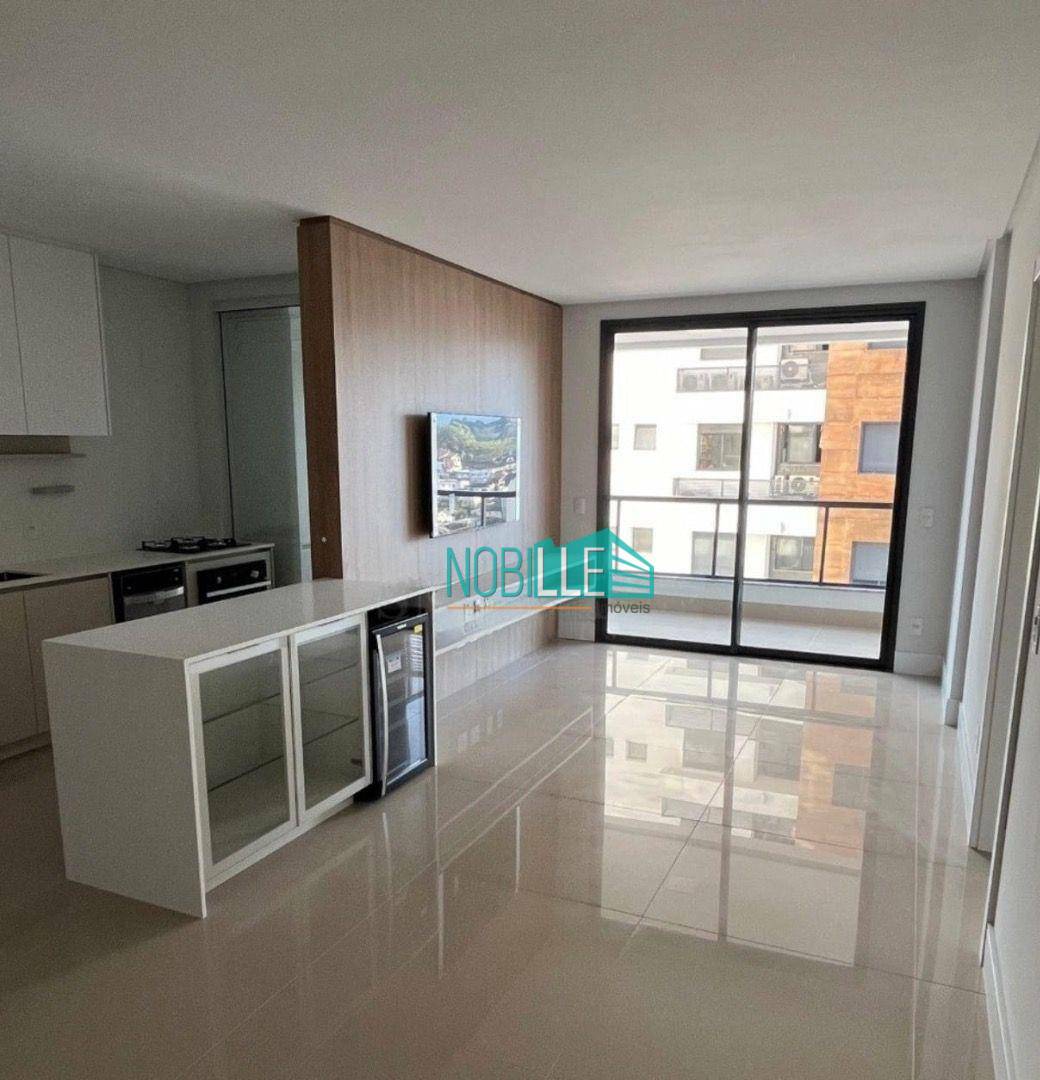 Apartamento à venda com 3 quartos, 120m² - Foto 3