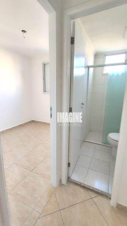 Apartamento à venda com 2 quartos, 52m² - Foto 13