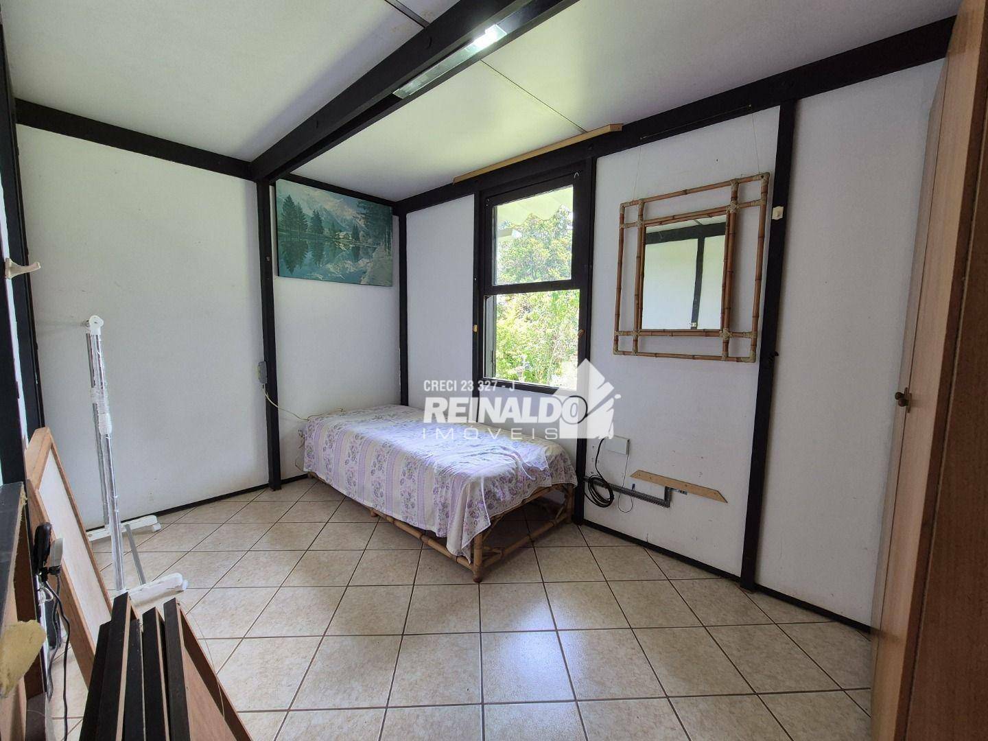 Casa de Condomínio à venda com 3 quartos, 229m² - Foto 8