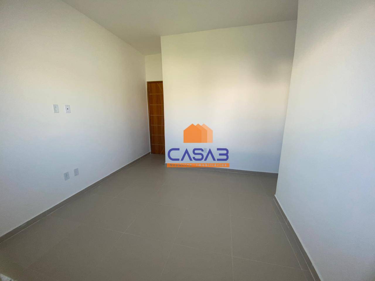 Casa à venda com 2 quartos, 75m² - Foto 12