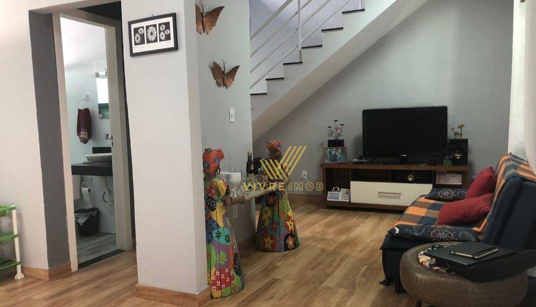 Casa à venda com 2 quartos, 80m² - Foto 4