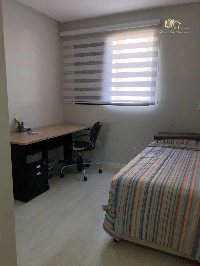 Apartamento à venda com 3 quartos, 157m² - Foto 11