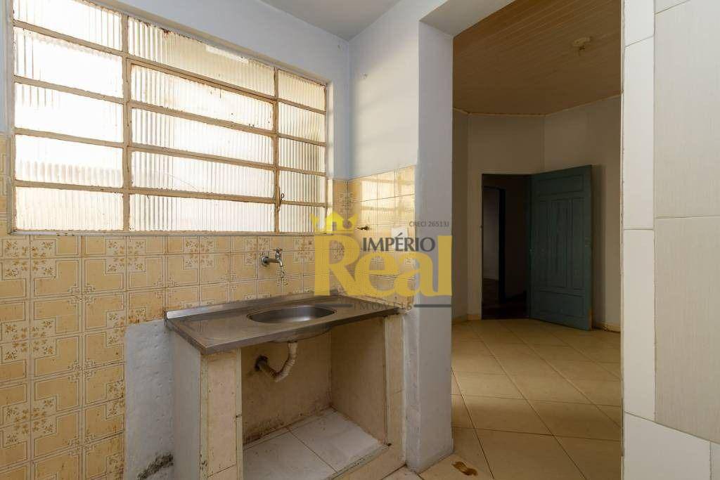 Casa para alugar com 3 quartos, 400m² - Foto 29