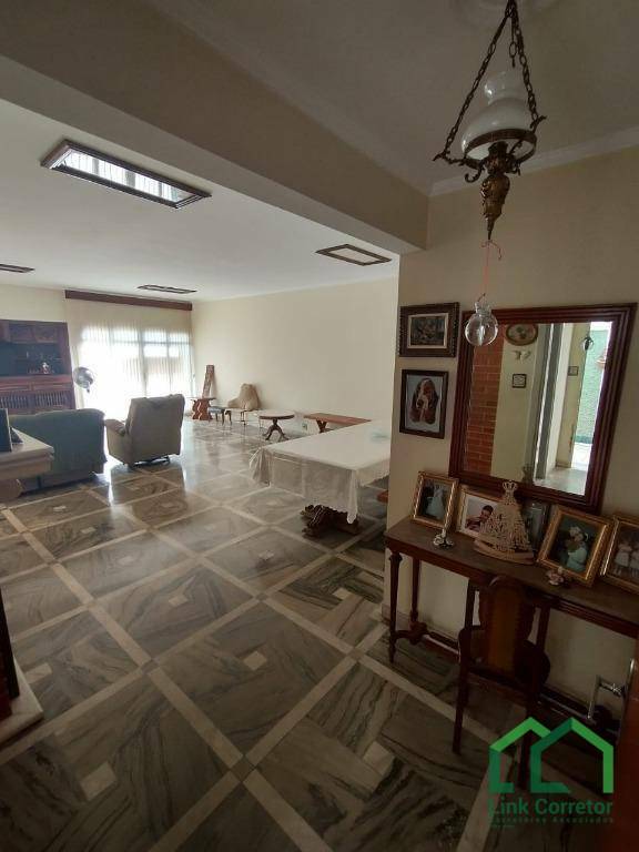 Casa à venda com 3 quartos, 260m² - Foto 28