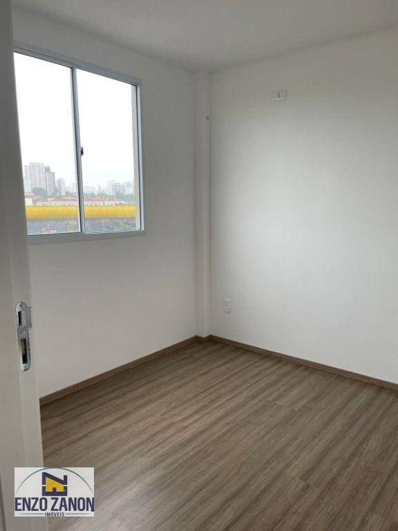 Apartamento à venda com 2 quartos, 40m² - Foto 8